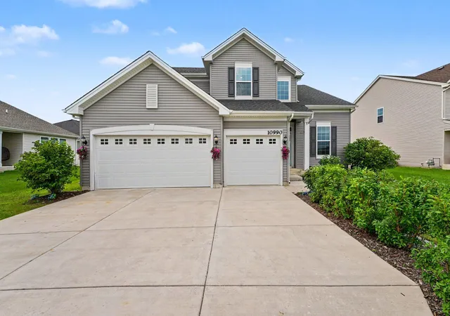 1st image of 10990 Arkansas Pl, Crown Point, IN 46307 | MLS# 844058