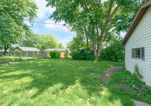 image of 703 Dearborn Rd, Valparaiso, IN 46385 | MLS# 843994