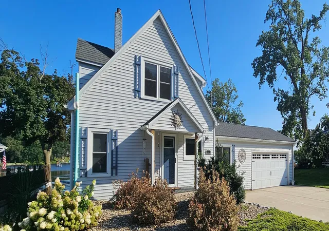 5th image of 227 Lakeview Dr, Walkerton, IN 46574 | MLS# 844221