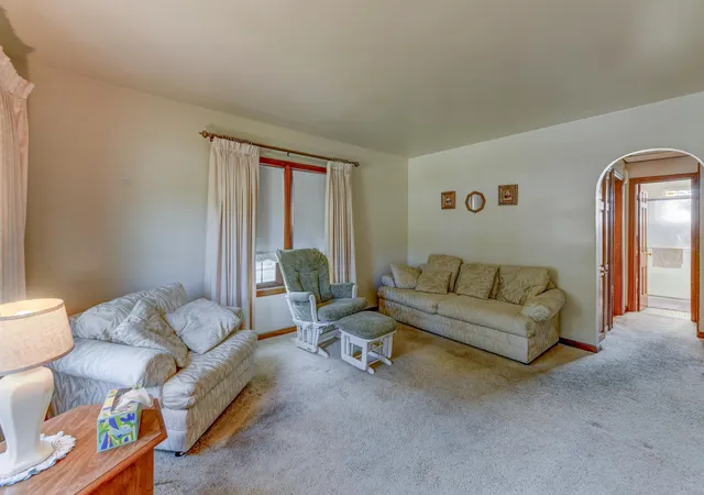 3rd image of 7424 S Mccook Ave, Hammond, IN 46323 | MLS# 844027