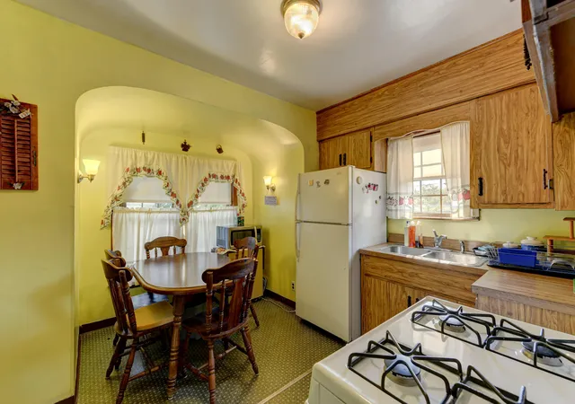 5th image of 7424 S Mccook Ave, Hammond, IN 46323 | MLS# 844027