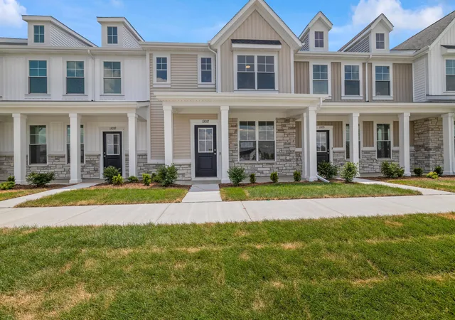1st image of 13057 Carolina St, Crown Point, IN 46307 | MLS# 844024