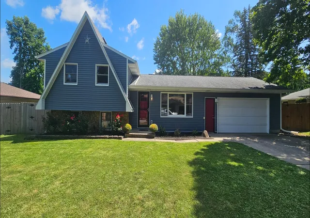 1st image of 1529 Eisenhower Dr, La Porte, IN 46350 | MLS# 844220