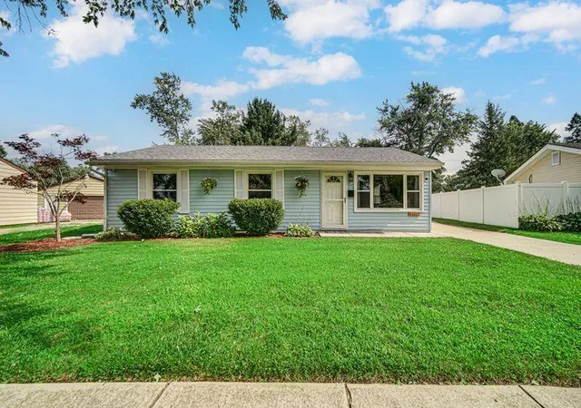 1st image of 2919 Drexel Dr, Hobart, IN 46342 | MLS# 844035