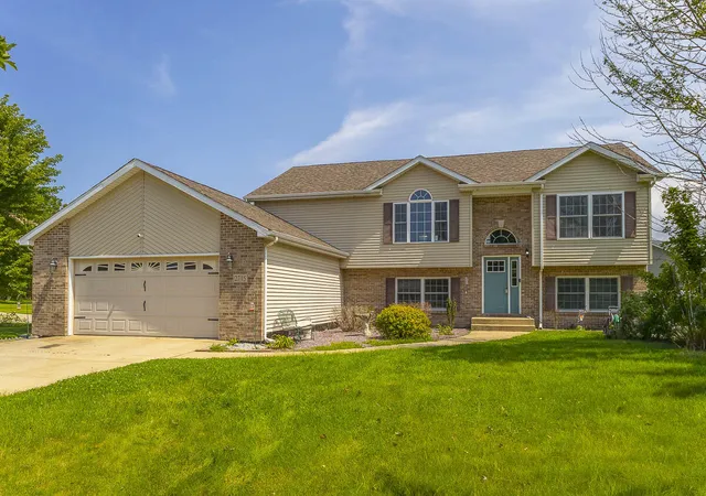 1st image of 2715 Palladin Cir, Portage, IN 46368 | MLS# 844049
