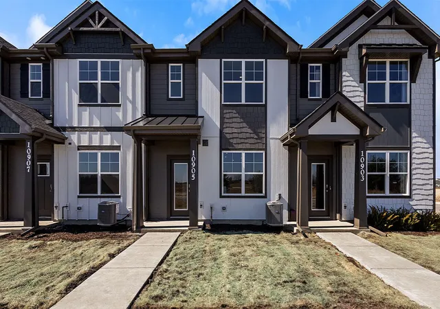 1st image of 9035 Remington Wy, St. John, IN 46373 | MLS# 844061
