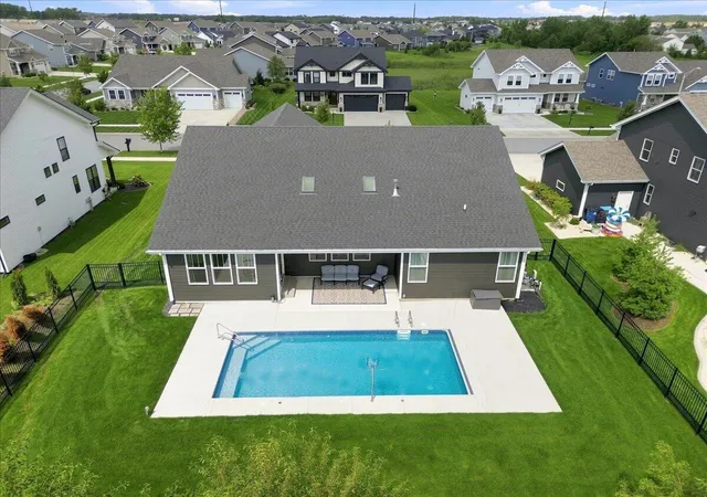 3rd image of 14141 Slate Dr, Dyer, IN 46311 | MLS# 844150