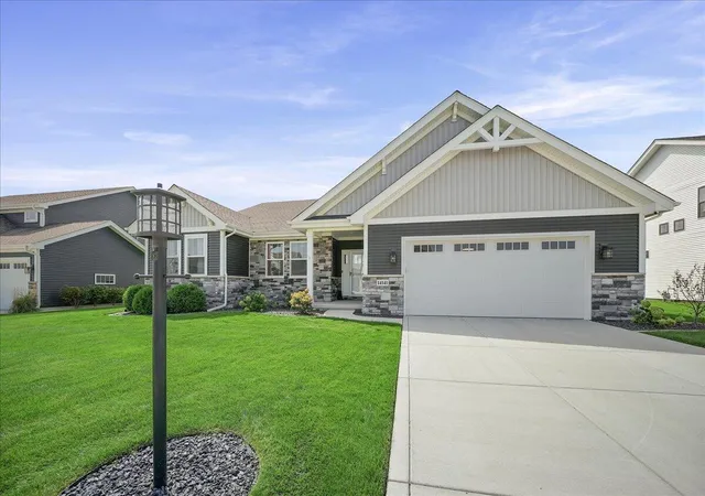 54th image of 14141 Slate Dr, Dyer, IN 46311 | MLS# 844150