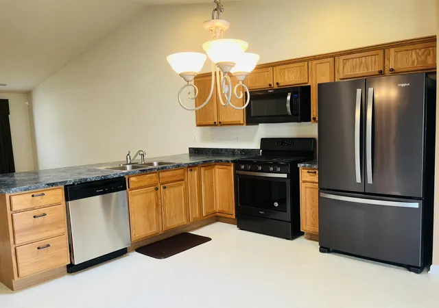 5th image of 7670 Jackson St, Merrillville, IN 46410 | MLS# 844072