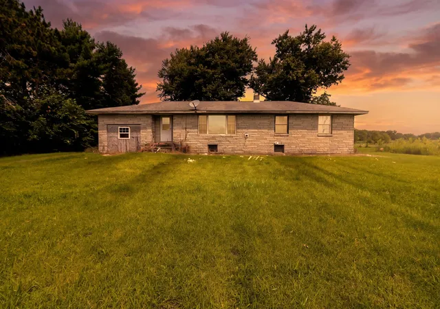 Photo 3 of Single family home for sale at 7244 W 500 North, Winamac, IN 46996 | MLS# 844112 | Listing updated on 2026-08-21