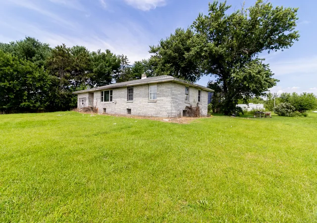 Photo 3 of Single family home for sale at 7244 W 500 North, Winamac, IN 46996 | MLS# 844112 | Listing updated on 2026-08-21