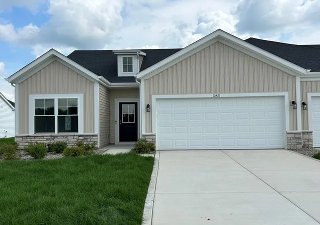 1st image of 10421 Iowa St, Crown Point, IN 46307 | MLS# 844173