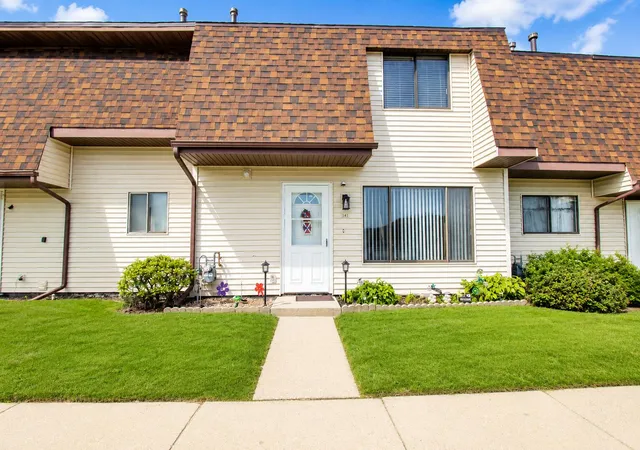 1st image of 347 E 60th Dr, Merrillville, IN 46410 | MLS# 844117