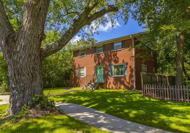 1st image of 486 Park Ave, Valparaiso, IN 46385 | MLS# 844122