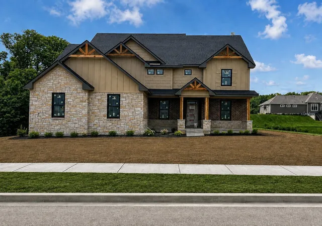 1st image of 472 Stonebridge Pkwy, Valparaiso, IN 46383 | MLS# 844155