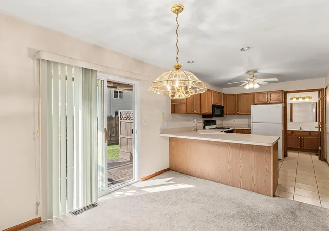 4th image of 141 Indian Ridge Dr #4, Michigan City, IN 46360 | MLS# 844145