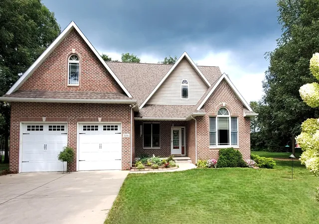 2nd image of 3096 Jennifer Ct, Wheatfield, IN 46392 | MLS# 844161