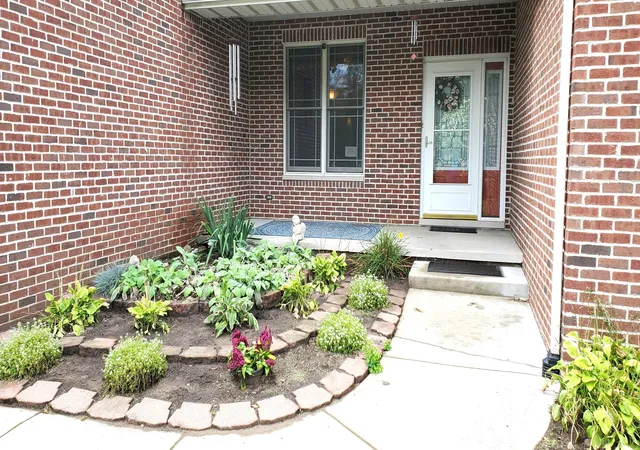 3rd image of 3096 Jennifer Ct, Wheatfield, IN 46392 | MLS# 844161