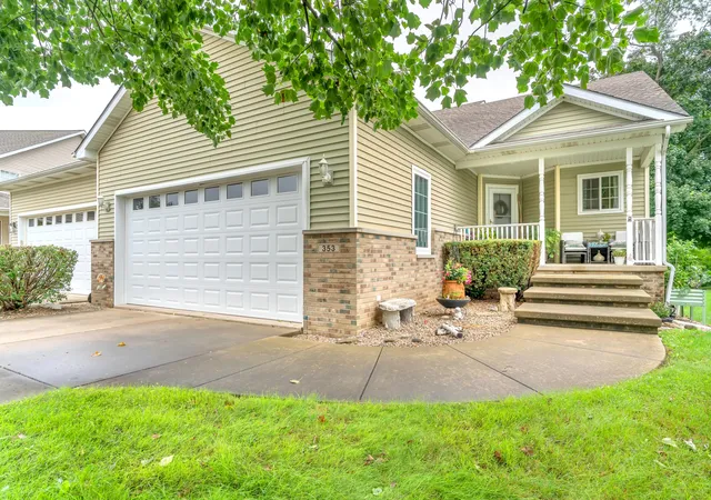 1st image of 353 Taylor Ln, Valparaiso, IN 46383 | MLS# 844217