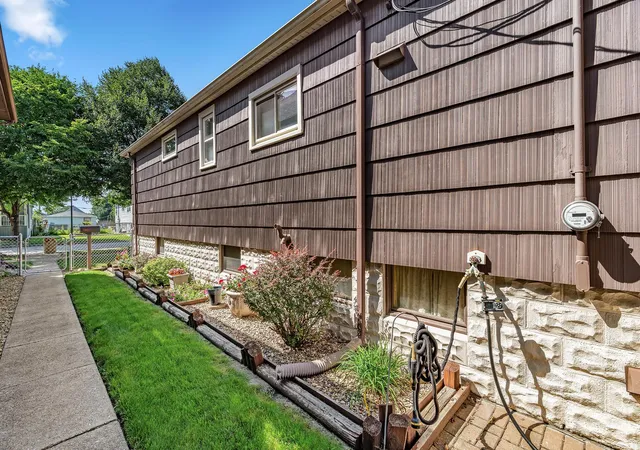 30th image of 4327 Grover Ave, Hammond, IN 46327 | MLS# 844185