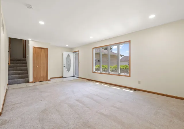 5th image of 1308 W 82Nd Pl, Merrillville, IN 46410 | MLS# 844192