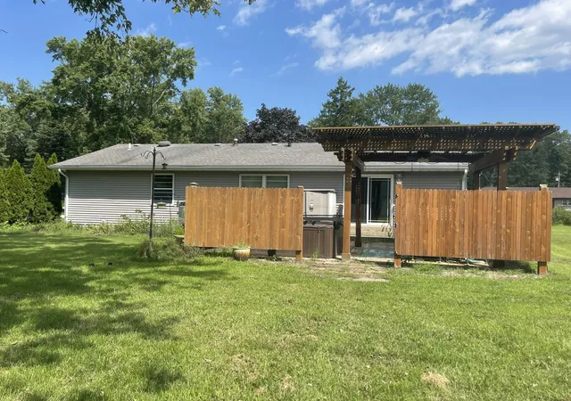15th image of 1018 Elm St Sw, De Motte, IN 46310 | MLS# 844206