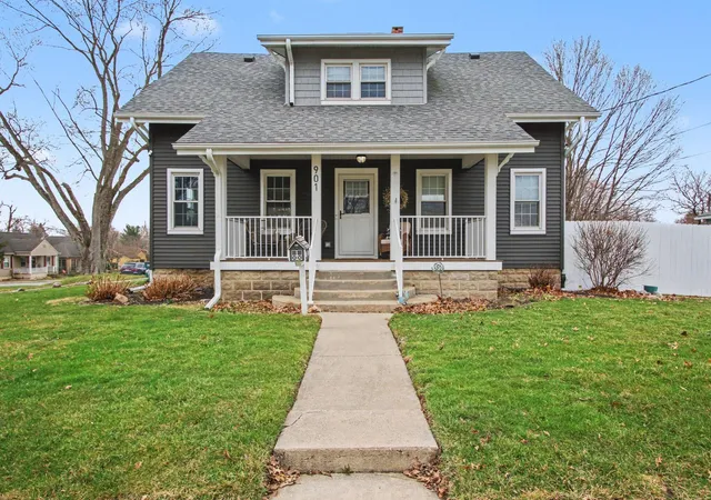 1st image of 901 N Campbell St, Valparaiso, IN 46385 | MLS# 844225