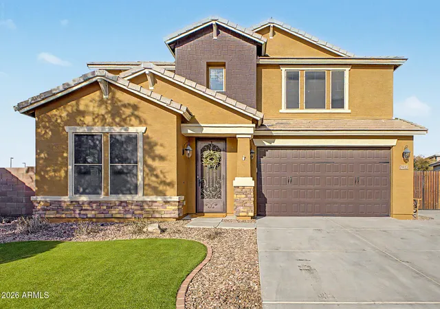 Photo 1 of Single family home for sale at 7927 S Boxelder St, Gilbert, AZ 85298 | MLS# 7064671 | Listing updated on 2026-09-18