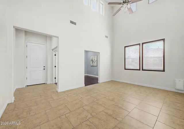 Photo 3 of Single family home for sale at 7927 S Boxelder St, Gilbert, AZ 85298 | MLS# 7064671 | Listing updated on 2026-09-18