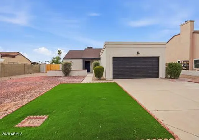 Photo 1 of Sale Pending at 6121 W Maui Ln, Glendale, AZ 85306 | MLS# 7065447 | Listing updated on 2026-09-02