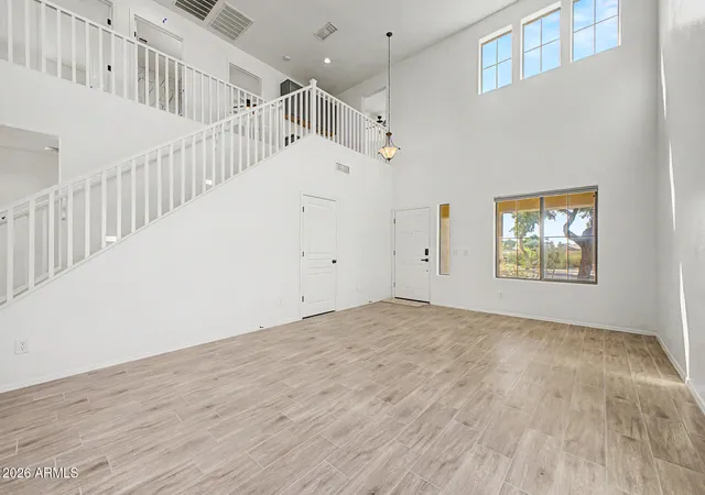 Photo 3 of Single family home for sale at 3942 E Maplewood St, Gilbert, AZ 85297 | MLS# 7071827 | Listing updated on 2026-10-25