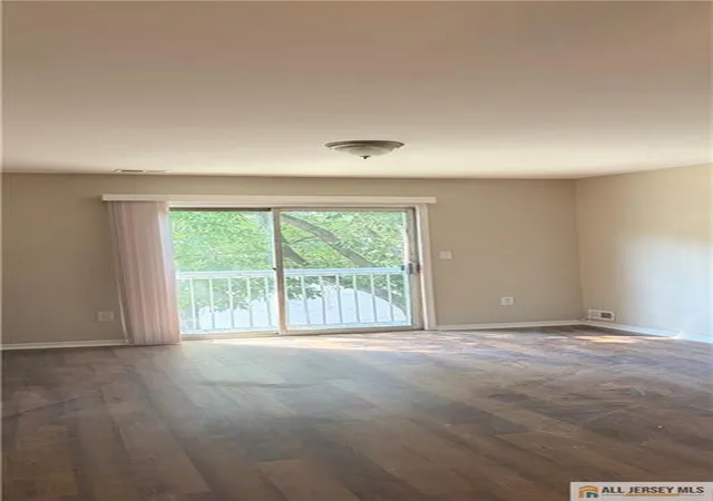 1st image of 39 Morgan Pl, East Brunswick, NJ 08816 | MLS# 2662201M
