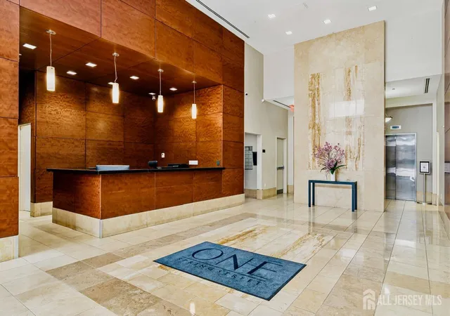 4th image of 1 Spring St #2204, New Brunswick, NJ 08901 | MLS# 2701909R