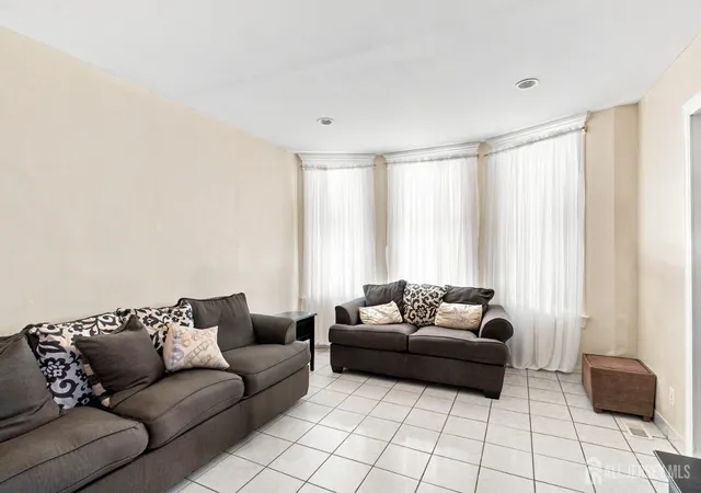 3rd image of 128 Lewis St, Perth Amboy, NJ 08861 | MLS# 2700858R