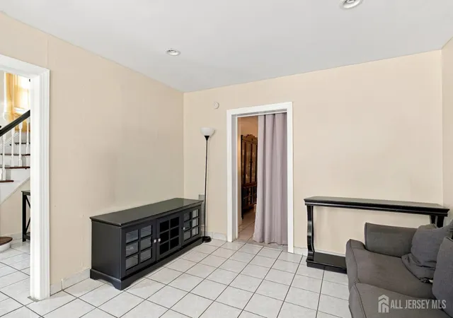 4th image of 128 Lewis St, Perth Amboy, NJ 08861 | MLS# 2700858R