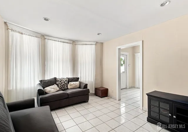 5th image of 128 Lewis St, Perth Amboy, NJ 08861 | MLS# 2700858R