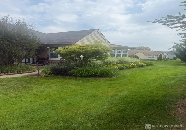 42nd image of 67 Yorkshire Dr, Monroe Township, NJ 08831 | MLS# 2702784R