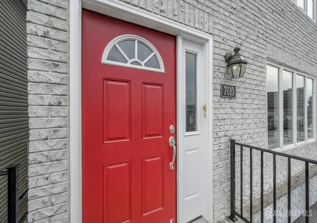 3rd image of 7010 Grand Ave, North Bergen, NJ 07047 | MLS# 2702537R
