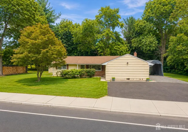3rd image of 129 Cottrell Rd, Matawan, NJ 07747 | MLS# 2702906R