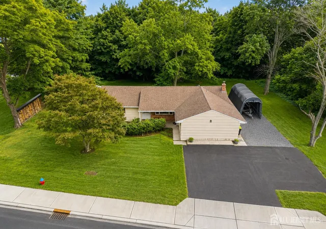 5th image of 129 Cottrell Rd, Matawan, NJ 07747 | MLS# 2702906R