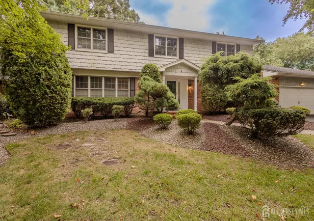 Photo 3 of Single family home for sale at 6 Burlington Ln, East Brunswick, NJ 08816 | MLS# 2702711R | Listing updated on 2026-09-10