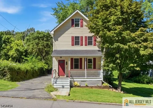 1st image of 88 Mine Hill Rd, Oxford, NJ 07863 | MLS# 2770387M