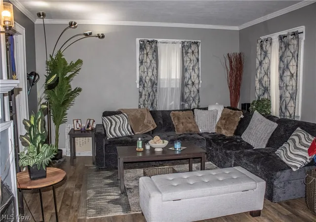Photo 2 of Single family home for sale at 1532 Vassar Ave Nw, Canton, OH 44703 | MLS# 5197876 | Listing updated on 2026-08-30