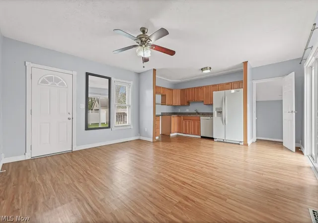 Photo 4 of Single family home for sale at 560 N Broadway St, Medina, OH 44256 | MLS# 5203268 | Listing updated on 2026-08-30