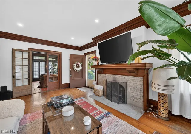 Photo 3 of Sale Pending at 13540 Elbur Ln, Lakewood, OH 44107 | MLS# 5207680 | Listing updated on 2026-08-30