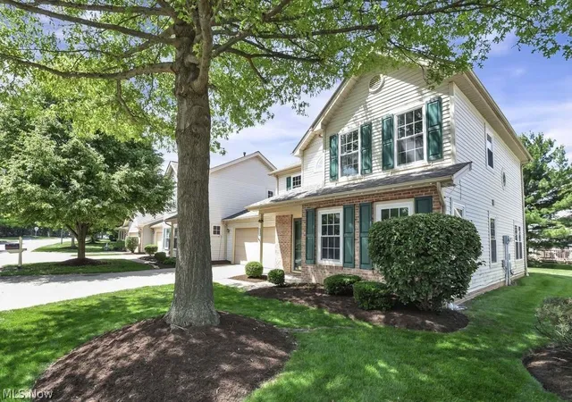 Photo 3 of Sale Pending at 6804 Meadow Ln, Cleveland, OH 44130 | MLS# 5216234 | Listing updated on 2026-08-30