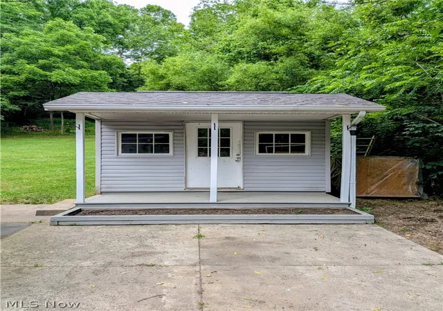 Photo 3 of Single family home for sale at 5913 Upper Twin Rd, South Salem, OH 45681 | MLS# 5219174 | Listing updated on 2026-08-30
