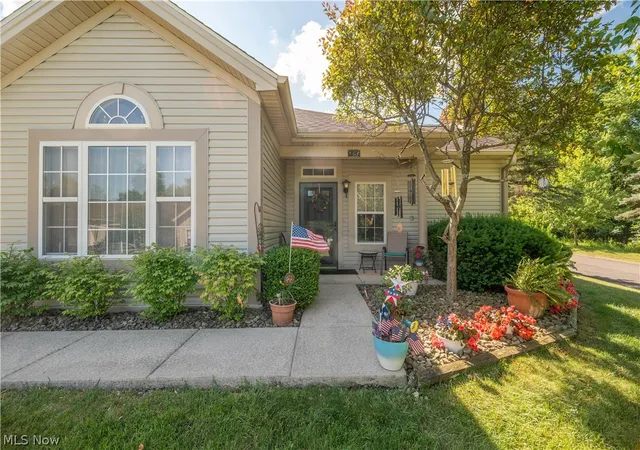 Photo 3 of Condo for sale at 168 Wilcox Rd, Youngstown, OH 44515 | MLS# 5217525 | Listing updated on 2026-08-30
