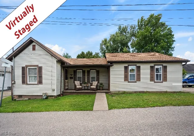 Photo 2 of Single family home for sale at 1315 Cale St, Parkersburg, WV 26101 | MLS# 5221923 | Listing updated on 2026-09-15