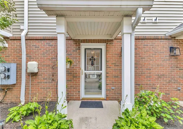 Listing Photo 5 - Condo for sale in building located at 3367 Lenox Vlg Dr, Fairlawn, OH 44333